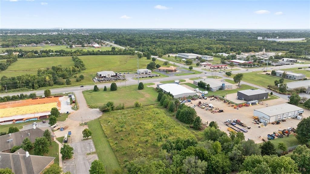 RAY NEAL SUB-ROGERS - Land