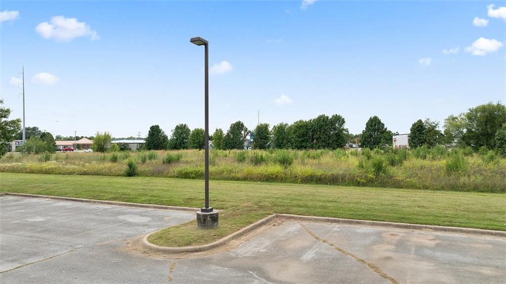 RAY NEAL SUB-ROGERS - Land