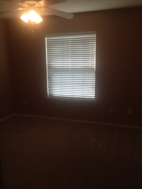 3 bedroom, 2 bath w 2 car garage - close to Wal-Mart homeoffice