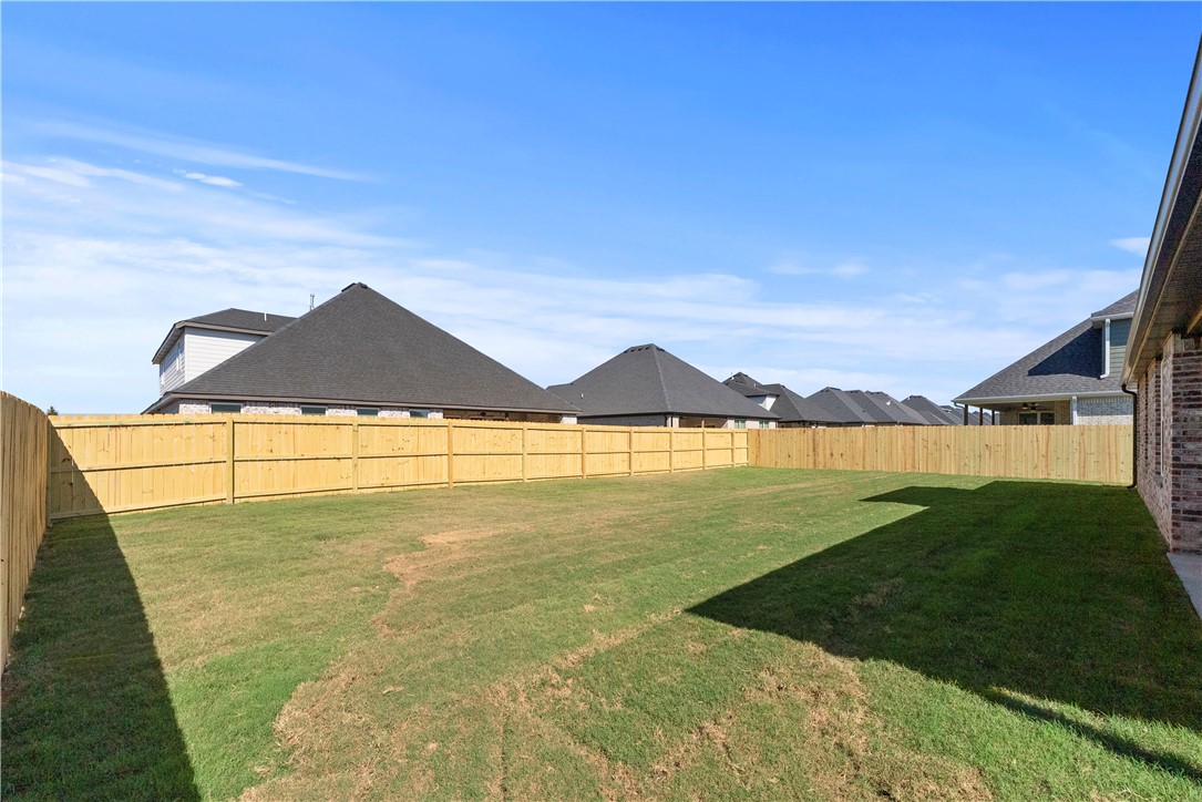 MAPLE ESTATES PH III-CENTERTON - Residential