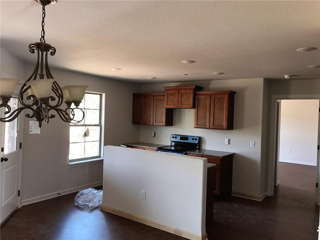 Walnut Creek Sub Gravette - Residential Lease