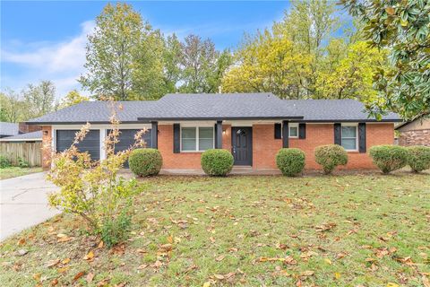 Photo of 2403 Trudi Place, Springdale, AR 72762 (MLS # 1326760)