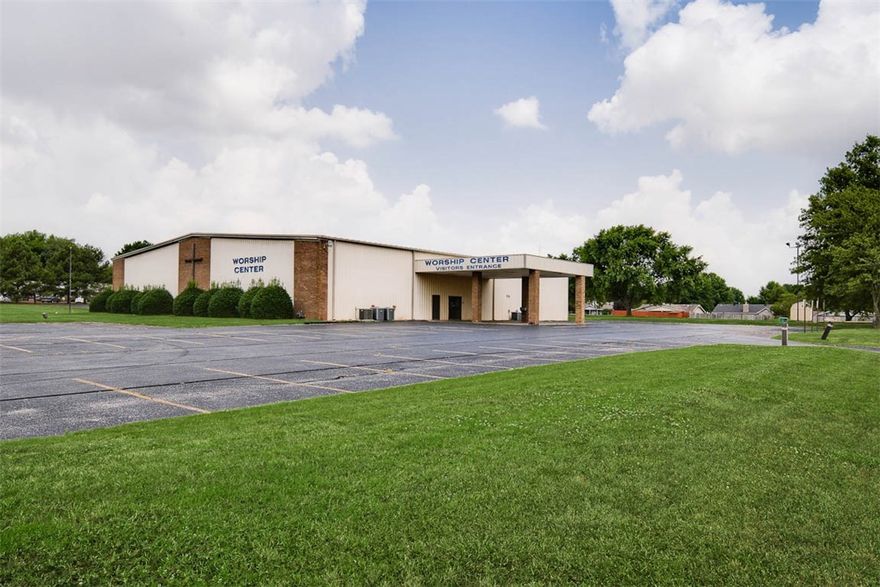 Building on property currently being used as a church, but can be utilized for many purposes. Large lot with ample parking. Excellent location; minutes from restaurants, retailers, and vendors. 
Easy access to I-49. Zoned R-DP. Kitchen & outside storage. Large lot with 450' of frontage on W. Olive Street. Corner parcel. 15,000CPD. Building is currently being used as church.