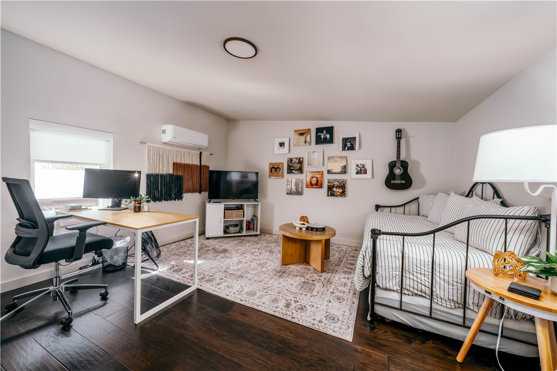 Tourmaline Urban Lofts - Residential
