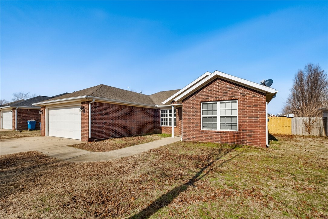 Carriage Square Sub Bentonville - Residential