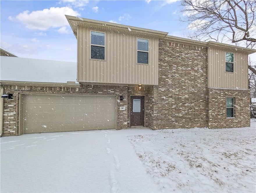 Heart of Centerton. This townhome features 3-bedroom 2.5 bath with close to 1700 sq. ft!! 2 car garage, patio and privacy fenced back yard! Laundry room is situated on 2nd level for your convenience. Open floor concept on main level with no wasted space! Large pantry, Granite countertops, island kitchen bar! You will love the peaceful location of this property!