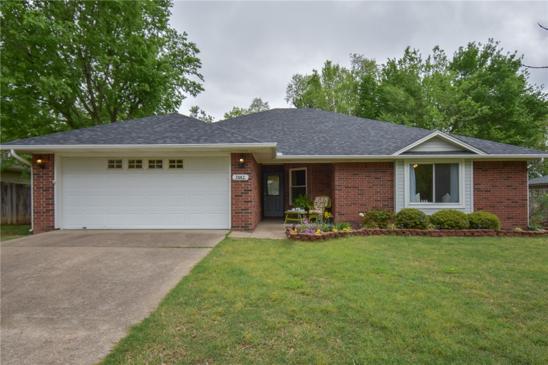 West Fayetteville home in Crystal Springs Subdivision. Close to Holcomb Elementary. Children can walk to and from school. Amazing location. Quick access to I-49 with all the amenities one could ask for: Restaurants, Grocery Stores, Coffee Shops, Gas Stations, Hair Salons, Nail Spas, etc. Underwood Park is conveniently placed next to Greenway Trail System. The new park is a 65 acre City park with public ponds and trails. 4 bed 2 bath split floor plan. Privacy fence. Stainless steel appliances. Pantry with lots of storage throughout home. You will love the covered front and back porch. Roast S'mores from your backyard while entertaining. The 4th bedroom could be used as an office, playroom, private study, game room, craft room, or your choice. Master bedroom boasts an updated en suite with 2 walk-in closets/built-ins. Huge custom shower with glass door. Come see this home during our Open House on Saturday, May 7th 11a.m. to 1:00p.m. Don't miss this one. It won't last long. Make your Mother's Day Dream come true.