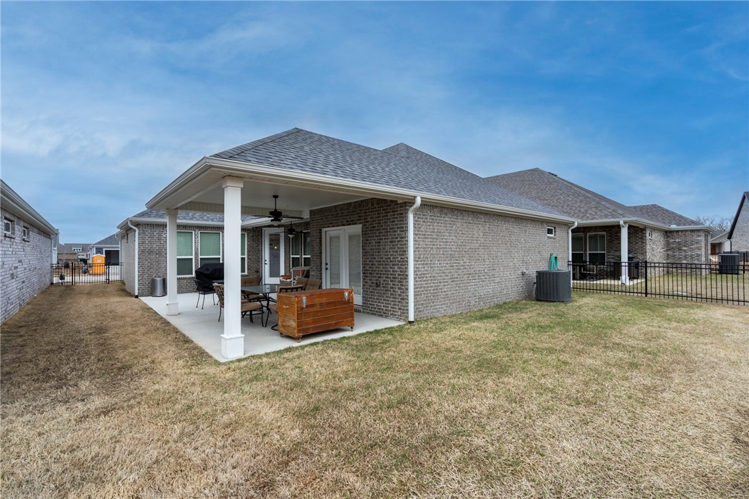 The Courtyards at Owl Creek - Residential