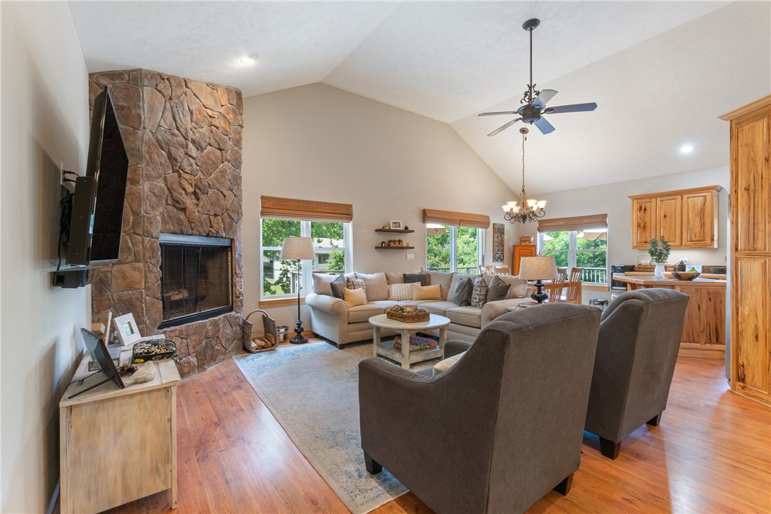 Unit 110 Holiday Island - Residential