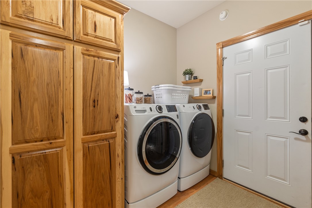 Unit 110 Holiday Island - Residential