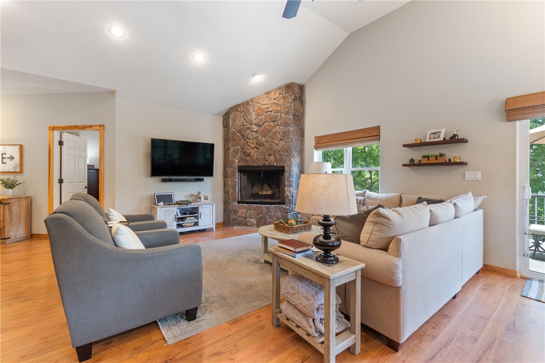 Unit 110 Holiday Island - Residential