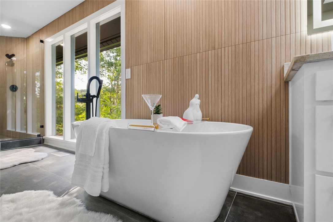 Lundy Sub Bvv - Residential