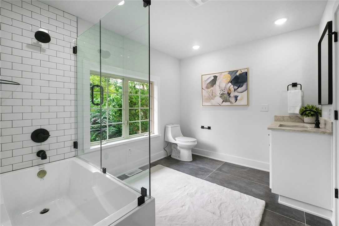 Lundy Sub Bvv - Residential