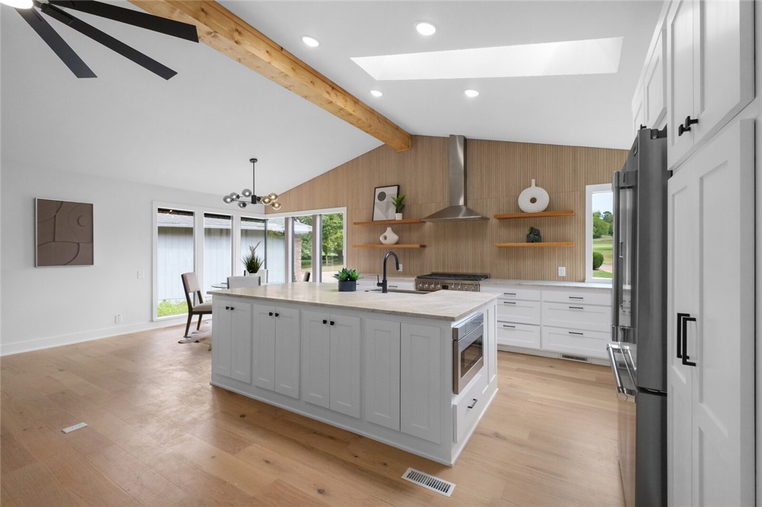 Lundy Sub Bvv - Residential