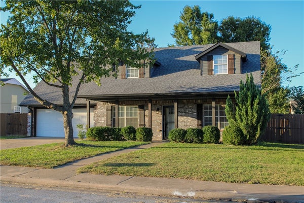 2711 W BISHOP DR, ROGERS, AR 72756 - Image 2e552d4c05ddff01b75a6a59b2bcae65/1854525463