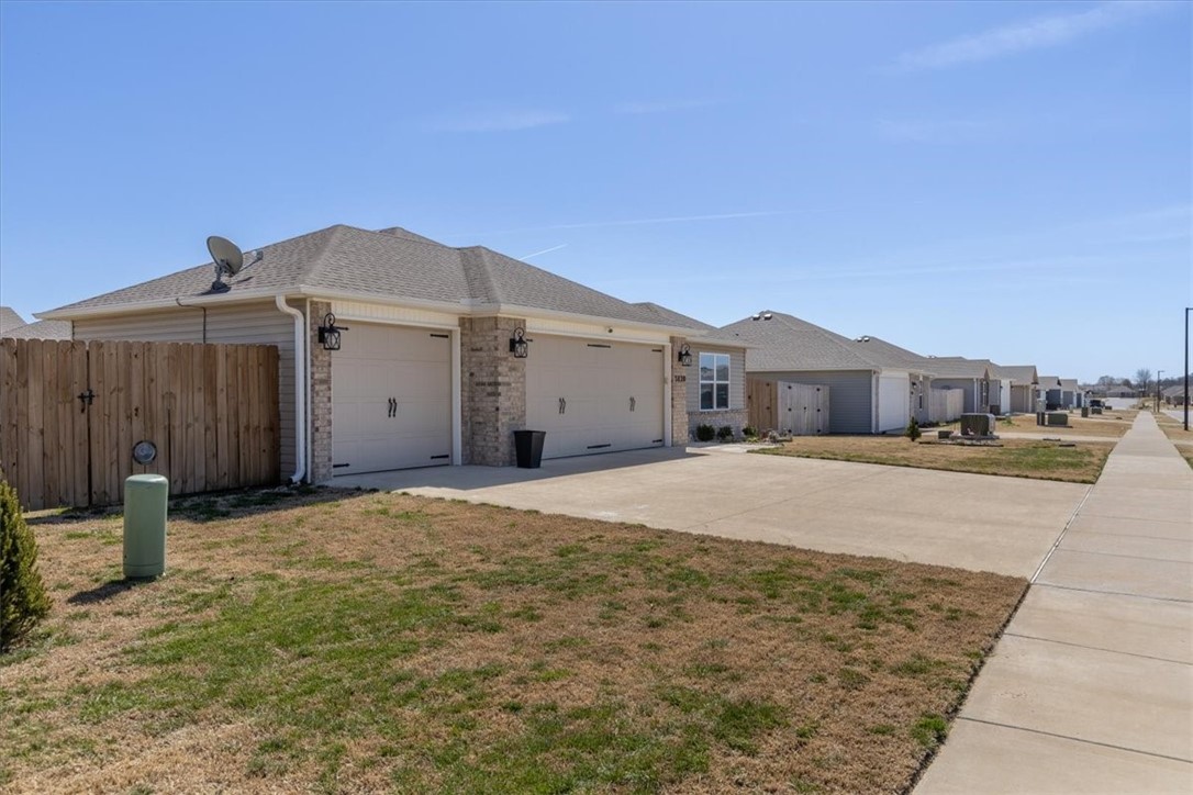 Walnut Hill Sub Ph I Pea Ridge - Residential