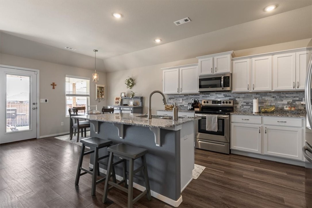 Walnut Hill Sub Ph I Pea Ridge - Residential