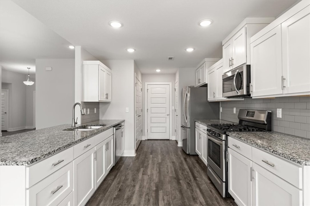 Goose Creek Village Ph I - Residential