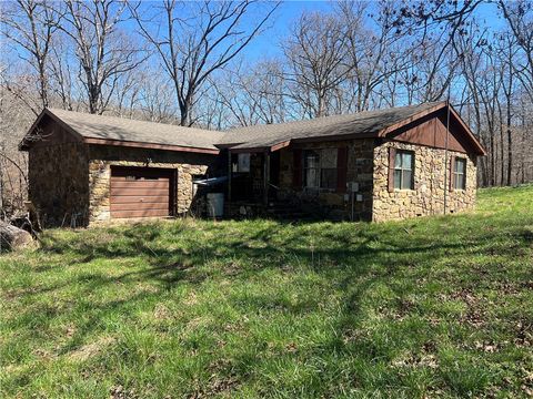 Photo of 380 Madison 6518, Huntsville, AR 72740 (MLS # 1339495)