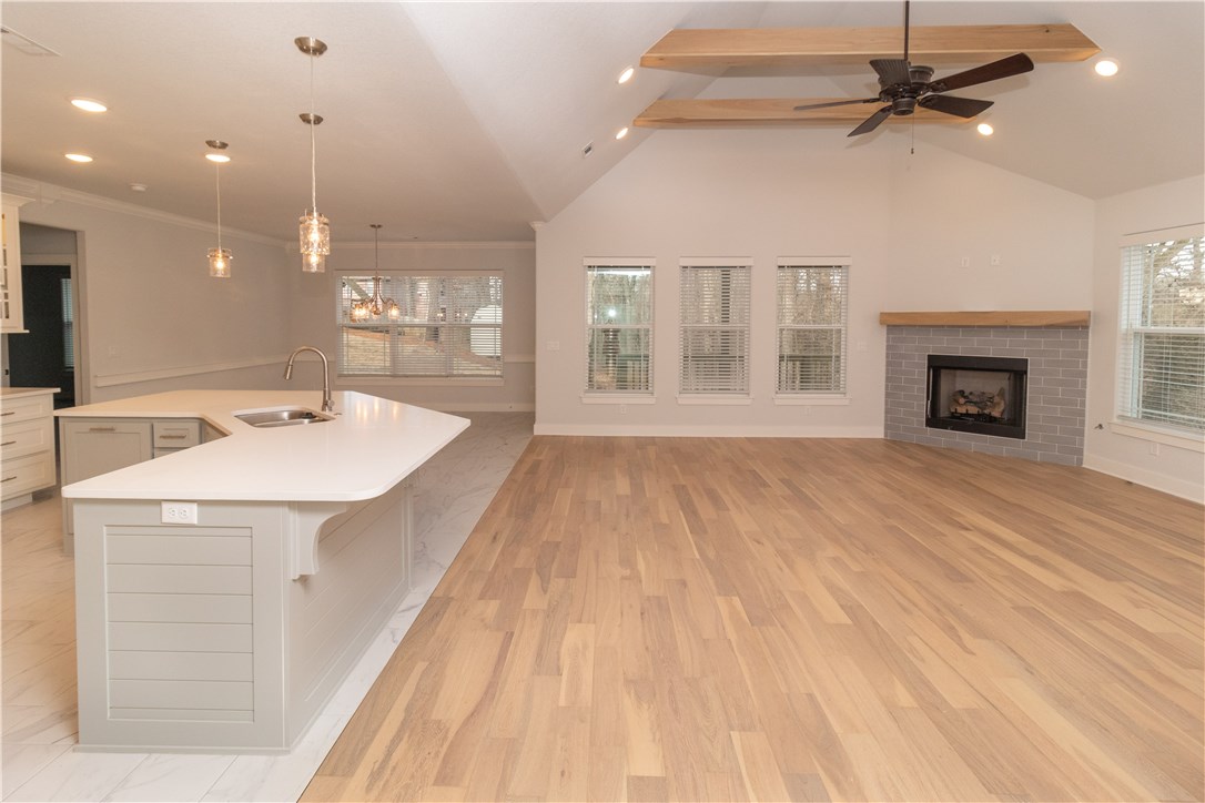 Tunbridge Wells Sub Bentonville - Residential