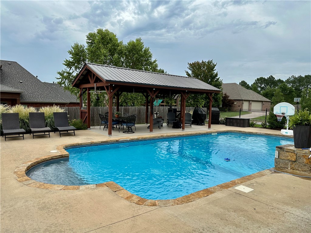 Estates At Brush Creek - Residential