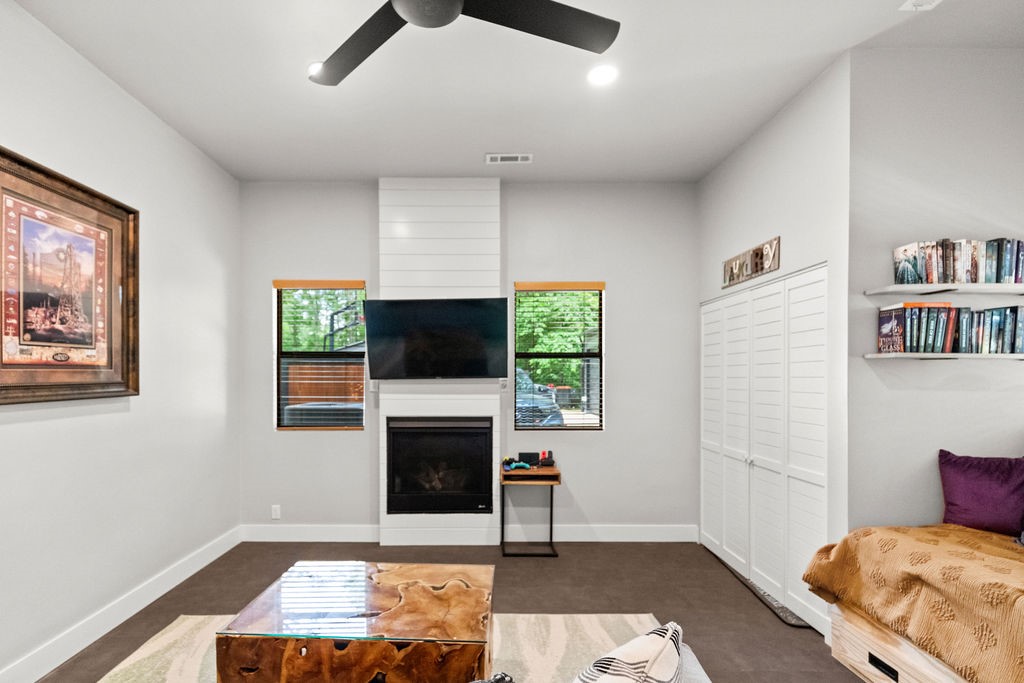 Woodridge Manor Rurban - Residential