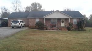 Beautiful Home in great condition with hard to find 5 bedrooms! Large and comfortable contemporary home with lots of room for all. Kitchen with dine in space, big family room, large master bedroom, plus four other bedrooms. Deck in back with wood privacy fence and lots of other extras.