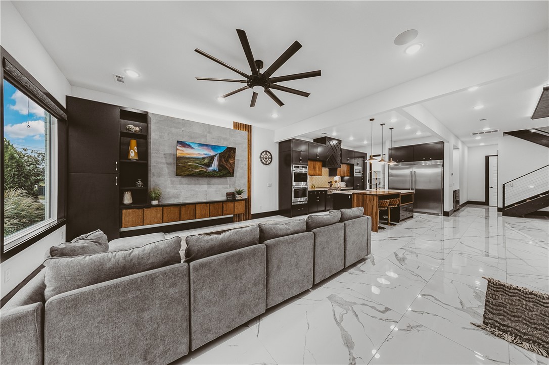 30-20-30-BENTONVILLE - Residential