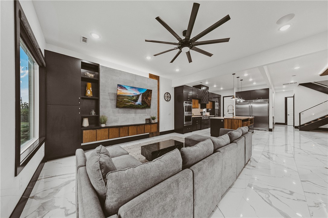 30-20-30-BENTONVILLE - Residential