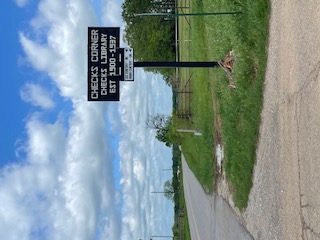 Check's Corner - Land