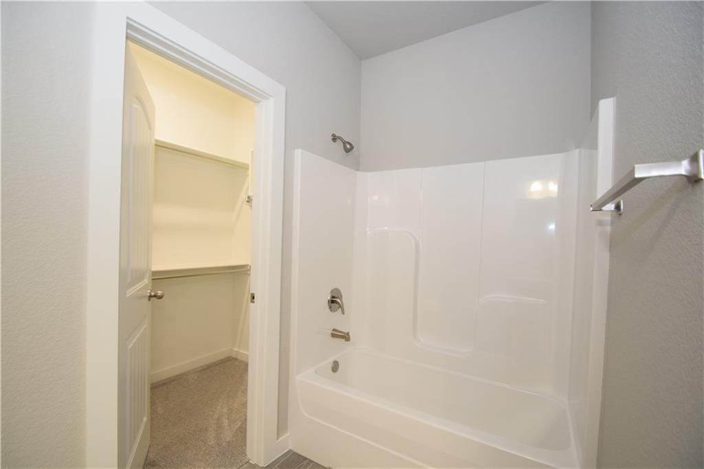Kimmel Ridge Sub Centerton - Residential Lease