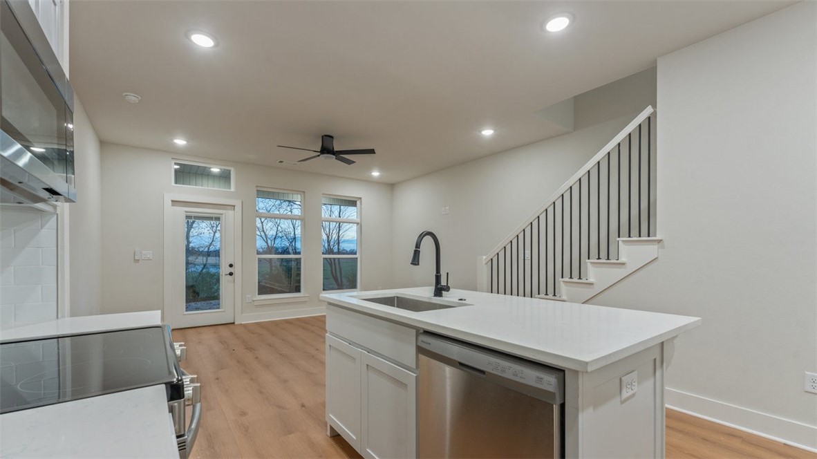 CRYSTAL COVE PH I - Residential