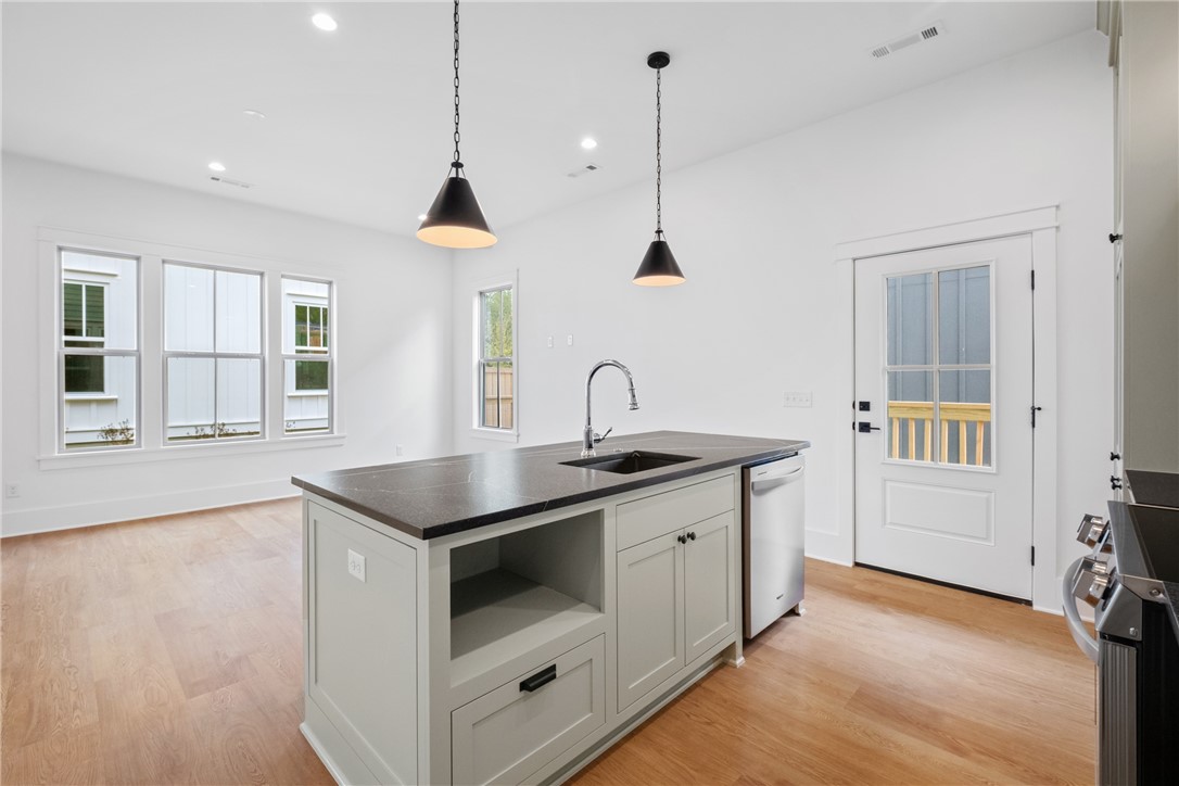 Burl Dodd Add - Residential Lease