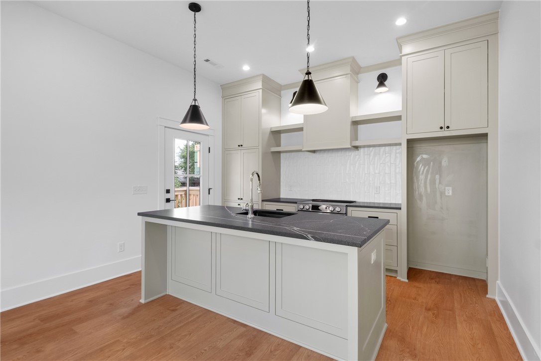 Burl Dodd Add - Residential Lease