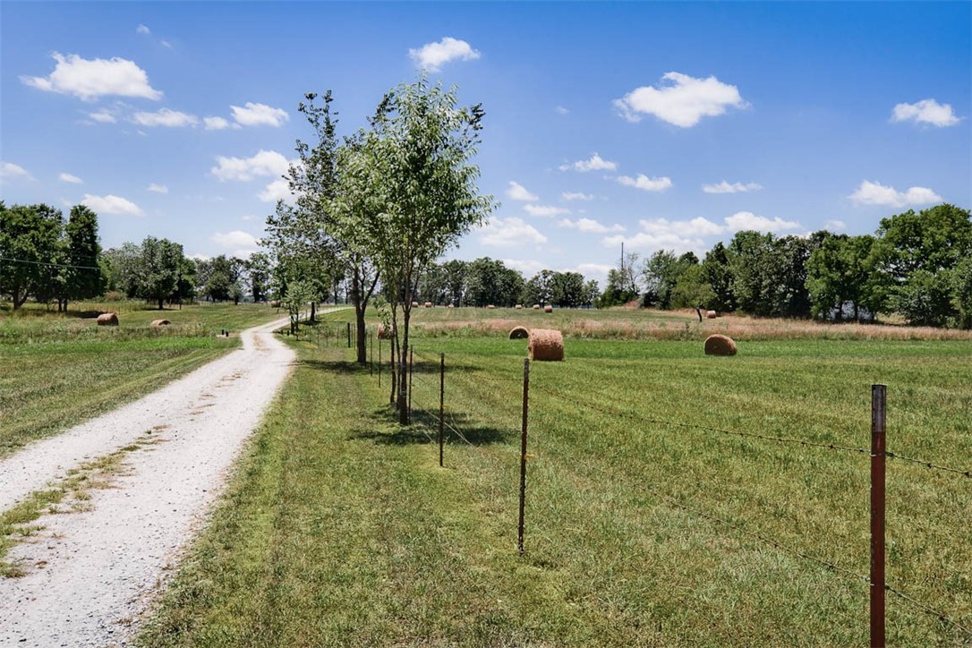 06-19-31 Centerton - Residential