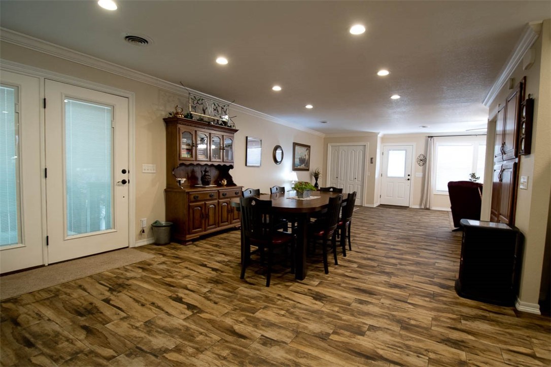 06-19-31 Centerton - Residential