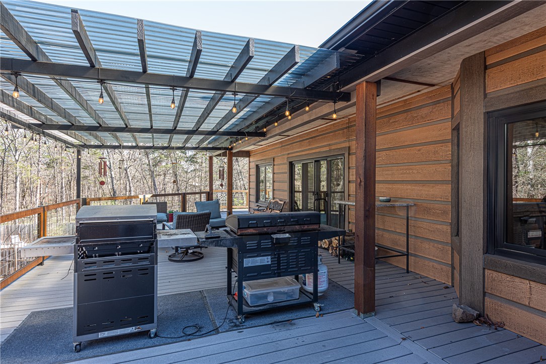 Elkins Outlots - Residential