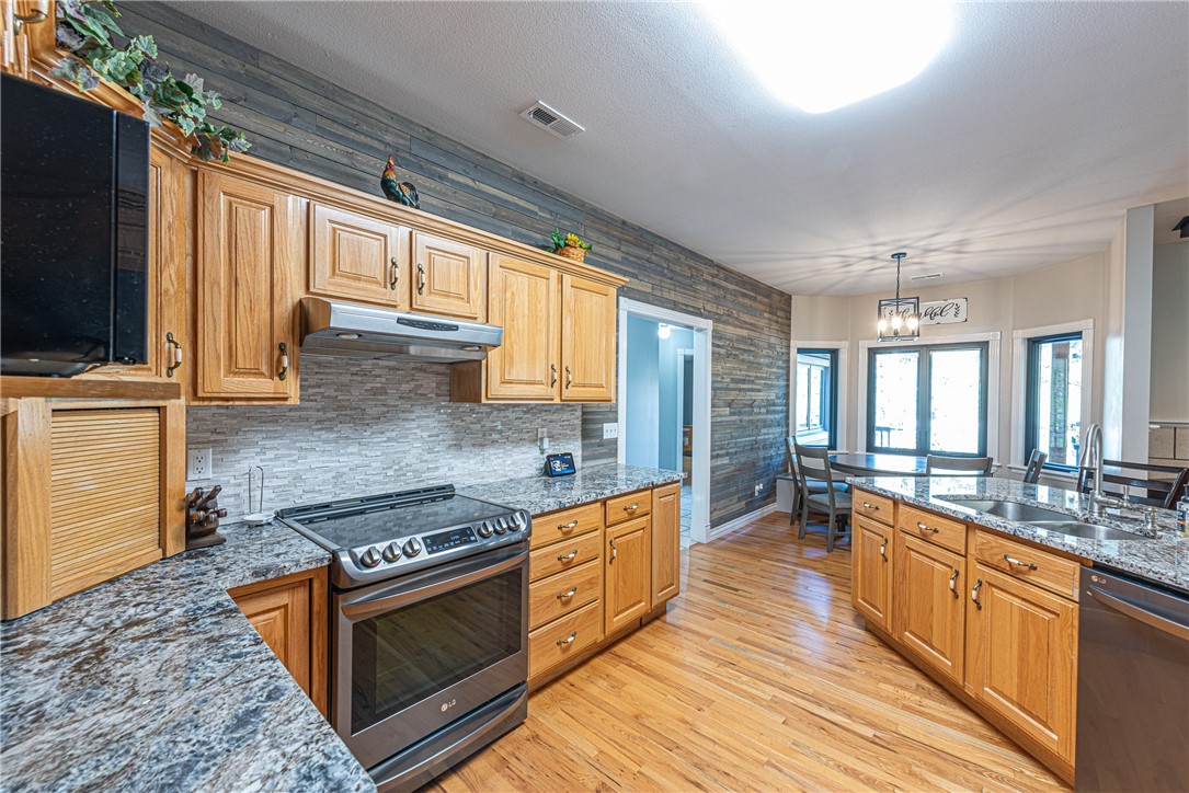 Elkins Outlots - Residential