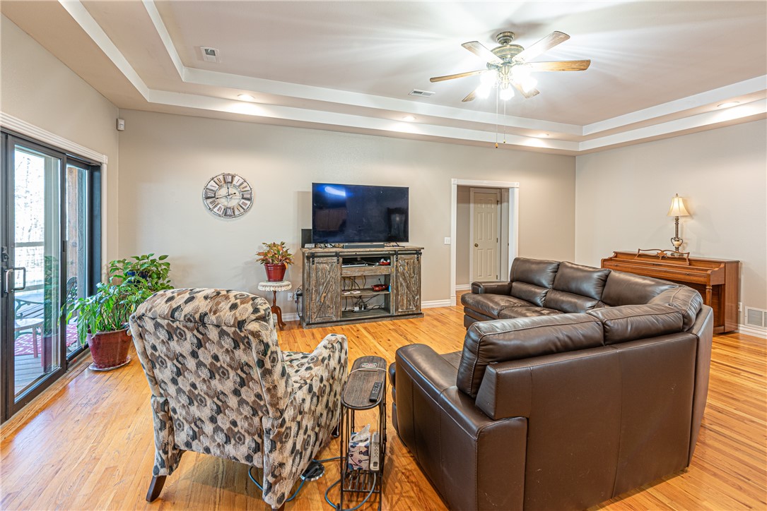 Elkins Outlots - Residential