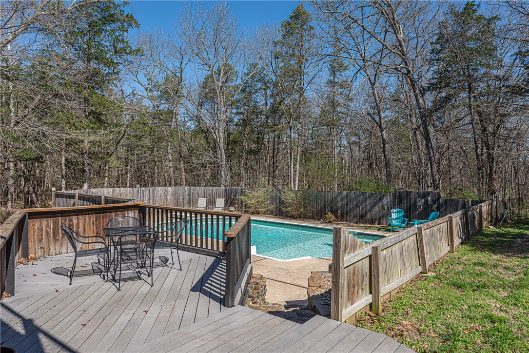 Elkins Outlots - Residential