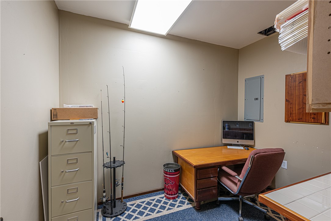 Elkins Outlots - Residential