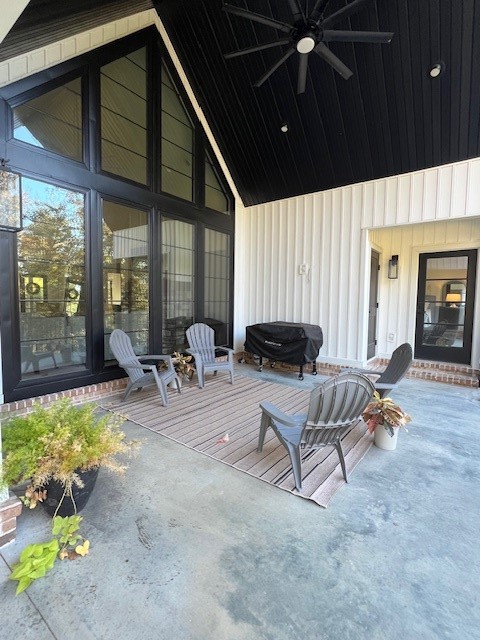 Mountain View Manor - Residential