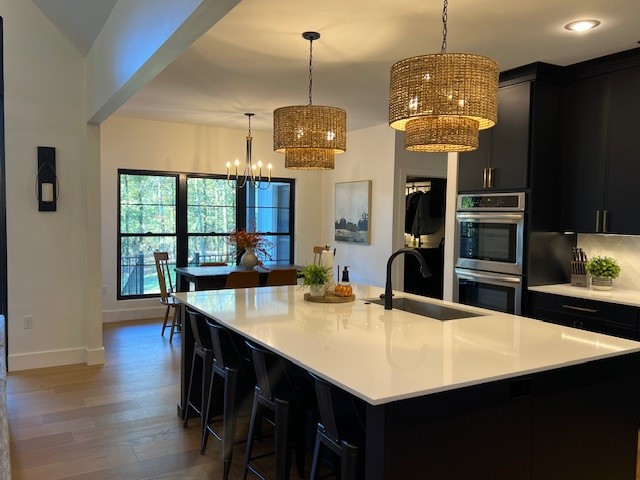 Mountain View Manor - Residential