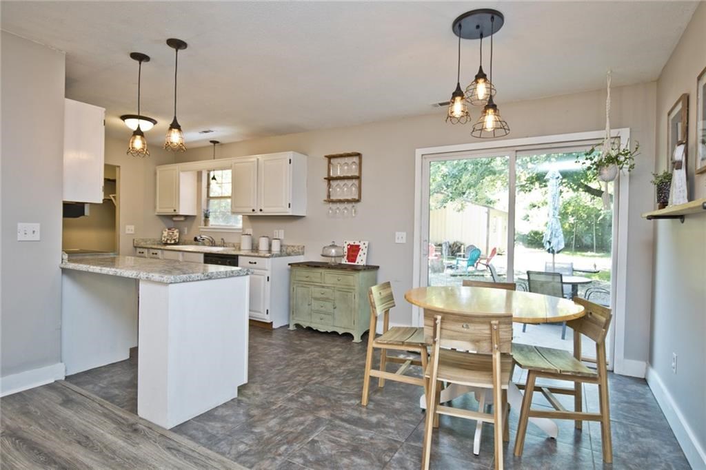 8-16-30 Fayetteville Outlots - Residential Lease