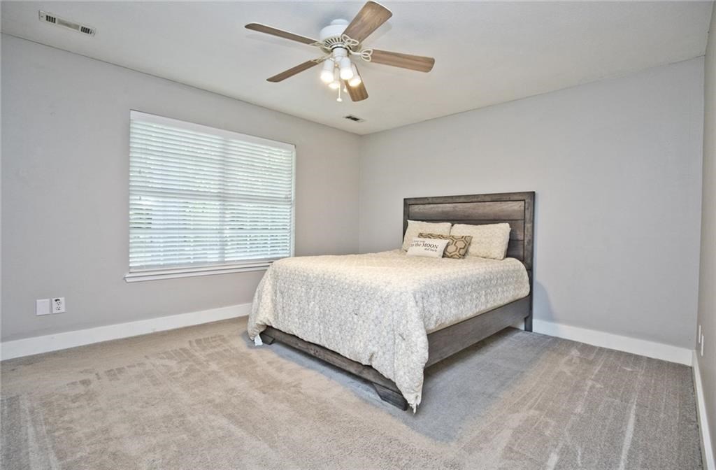 8-16-30 Fayetteville Outlots - Residential Lease