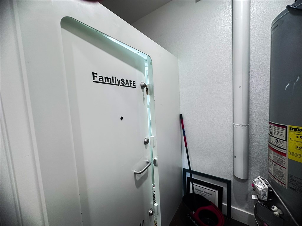 04-20-32-RURAL - Residential