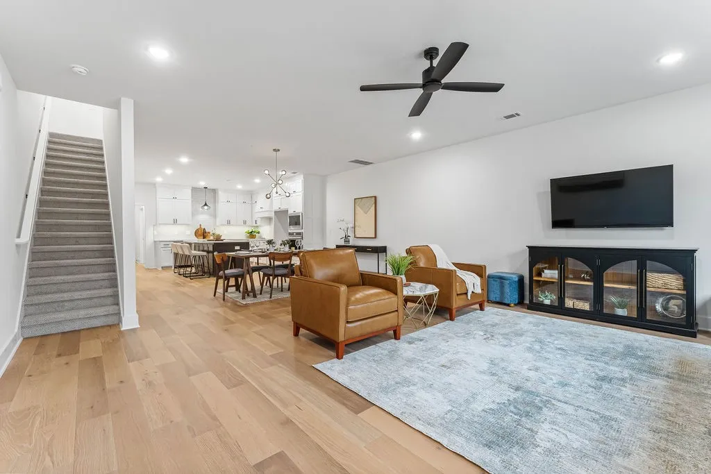 Rogers, Arkansas 72756, United States, 3 Bedrooms Bedrooms, ,3 BathroomsBathrooms,Residential,Active,12361