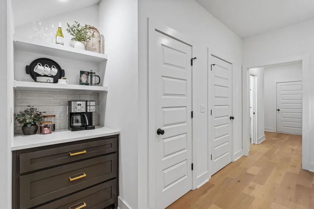 Rogers, Arkansas 72756, United States, 3 Bedrooms Bedrooms, ,3 BathroomsBathrooms,Residential,Active,12361