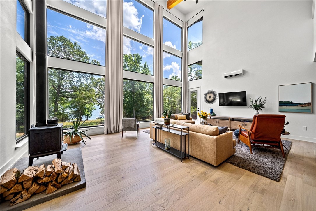 35-20-28-RURAL - Residential