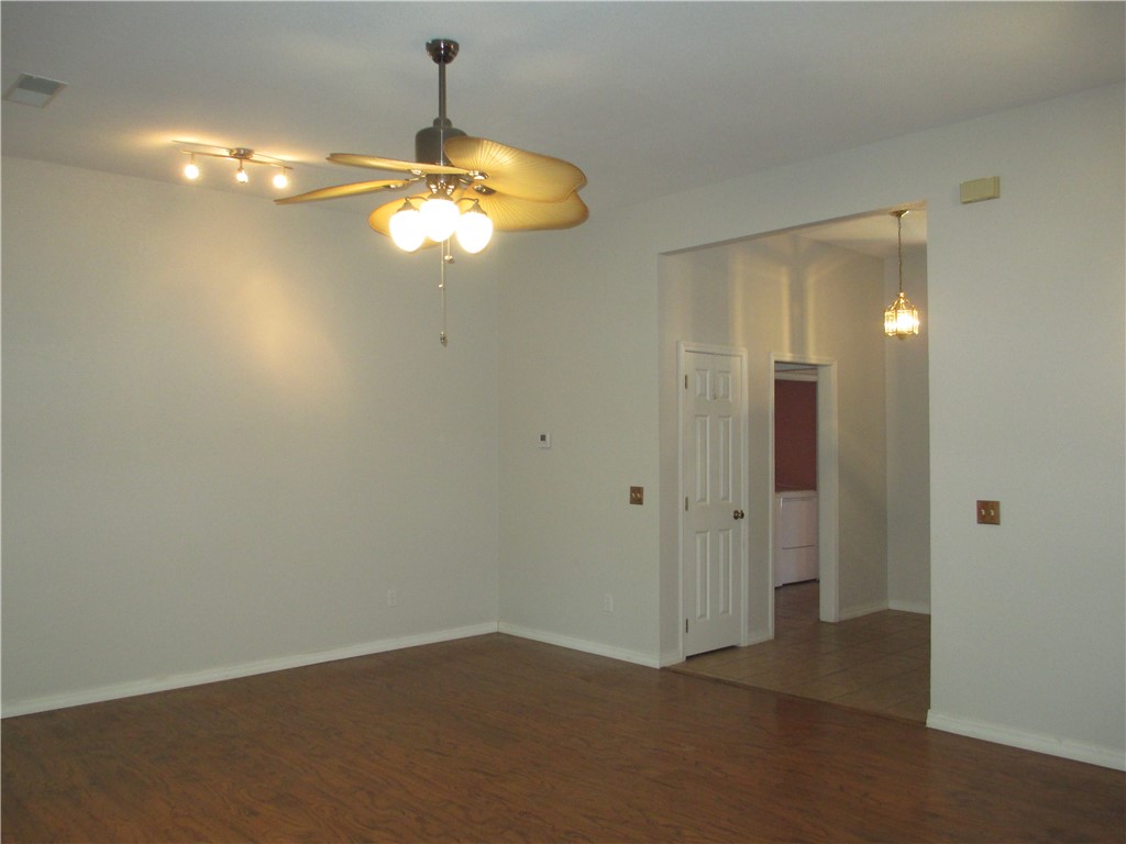 Unit 11 Holiday Island - Residential